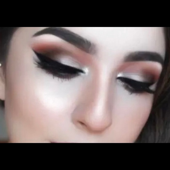 Anastasia Beverly Hills Contour Lipstick Eyeliner - Picture 7 of 8